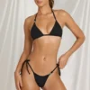 Trójkątny top bikini Zayana w kolorze czarnym Trójkątny top bikini Zayana w kolorze czarnym