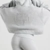 TRUE Krótka bluza z kapturem z grubej dzianiny zapinana na zamek w kolorze szarym melanżowym TRUE Krótka bluza z kapturem z grubej dzianiny zapinana na zamek w kolorze szarym melanżowym